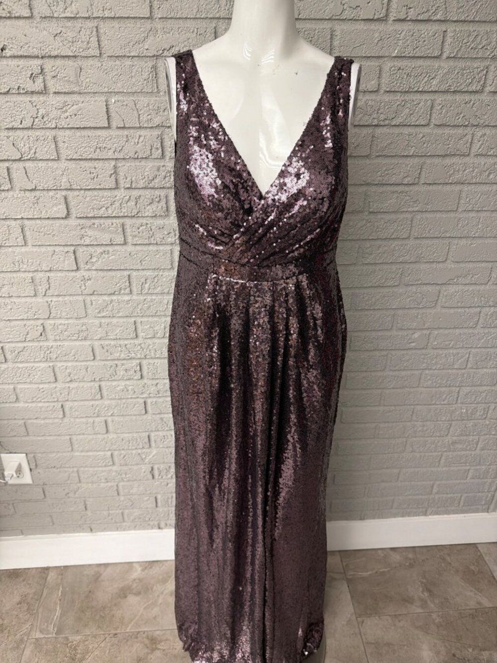 Miss Mint Plum V-Neck Sequin Sleeveless Maxi Dress Size 12